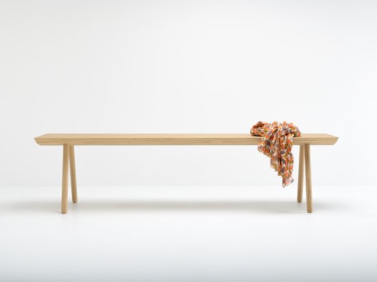 Dendro Light bench in oak