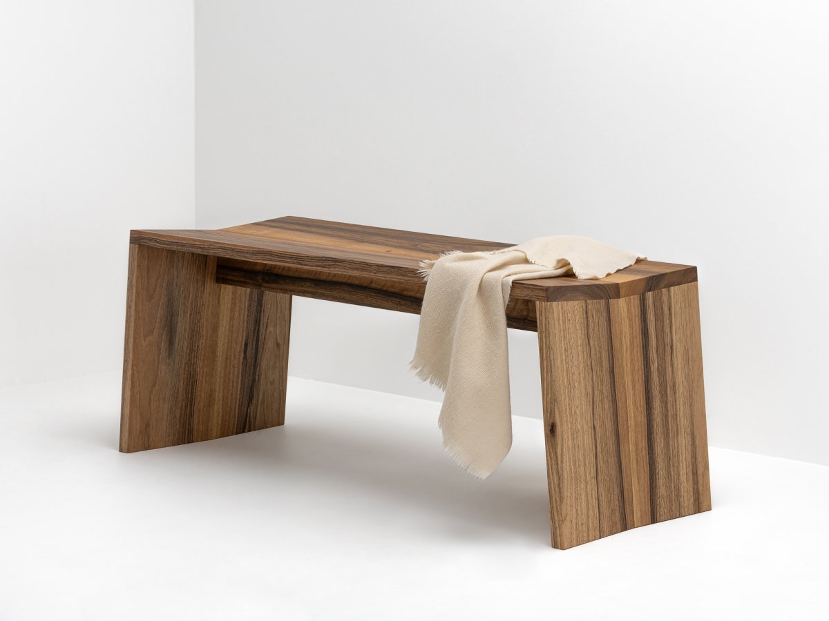 Banc en pour entrée en bois - Banc PAP en noyer 120 cm