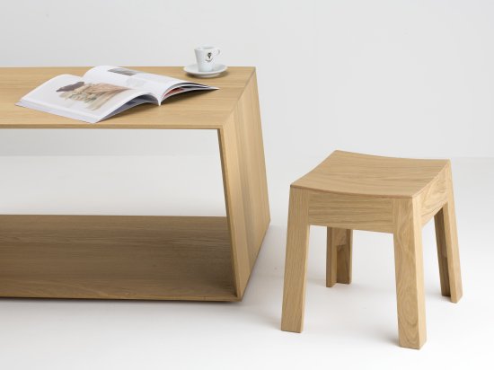 Petit Tabouret en Bois de Chêne confortable pour votre Salon