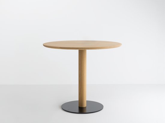 Table en bois et métal de forme ronde