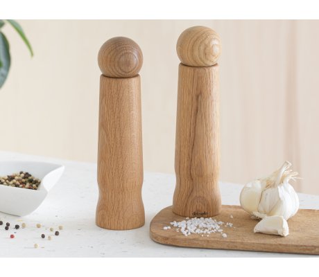 Garenne solid oak pepper mill